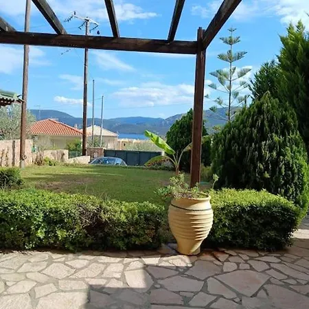 Villa πράσινη βίλα, Green Kórfos